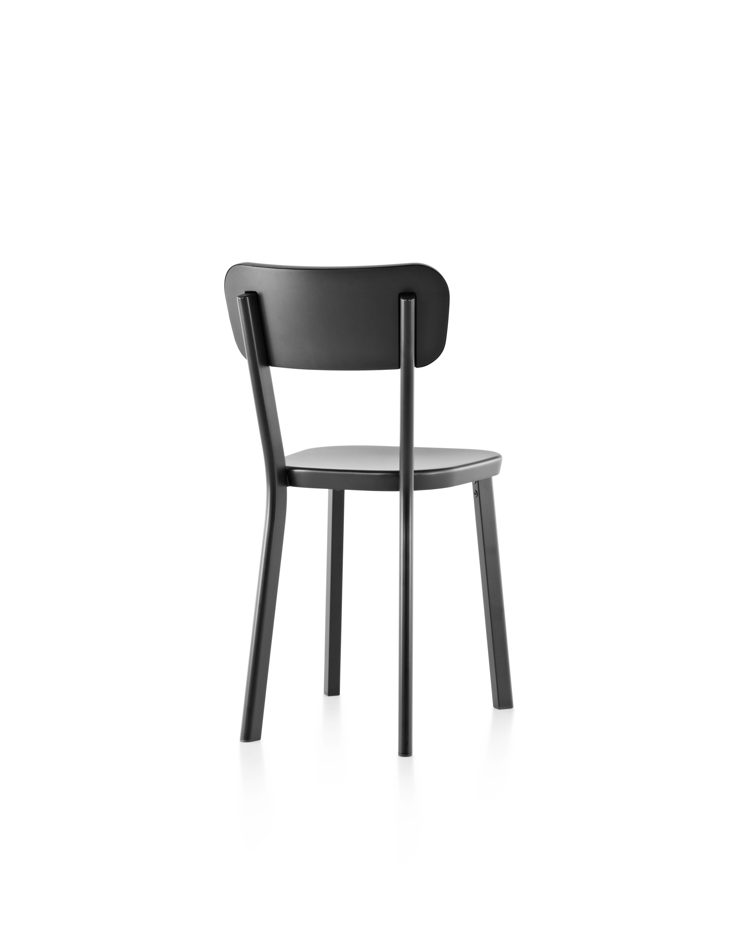 乐竞平台 - 坐具|户外椅|办公家具|设计师家具|Magis泰普丝椅